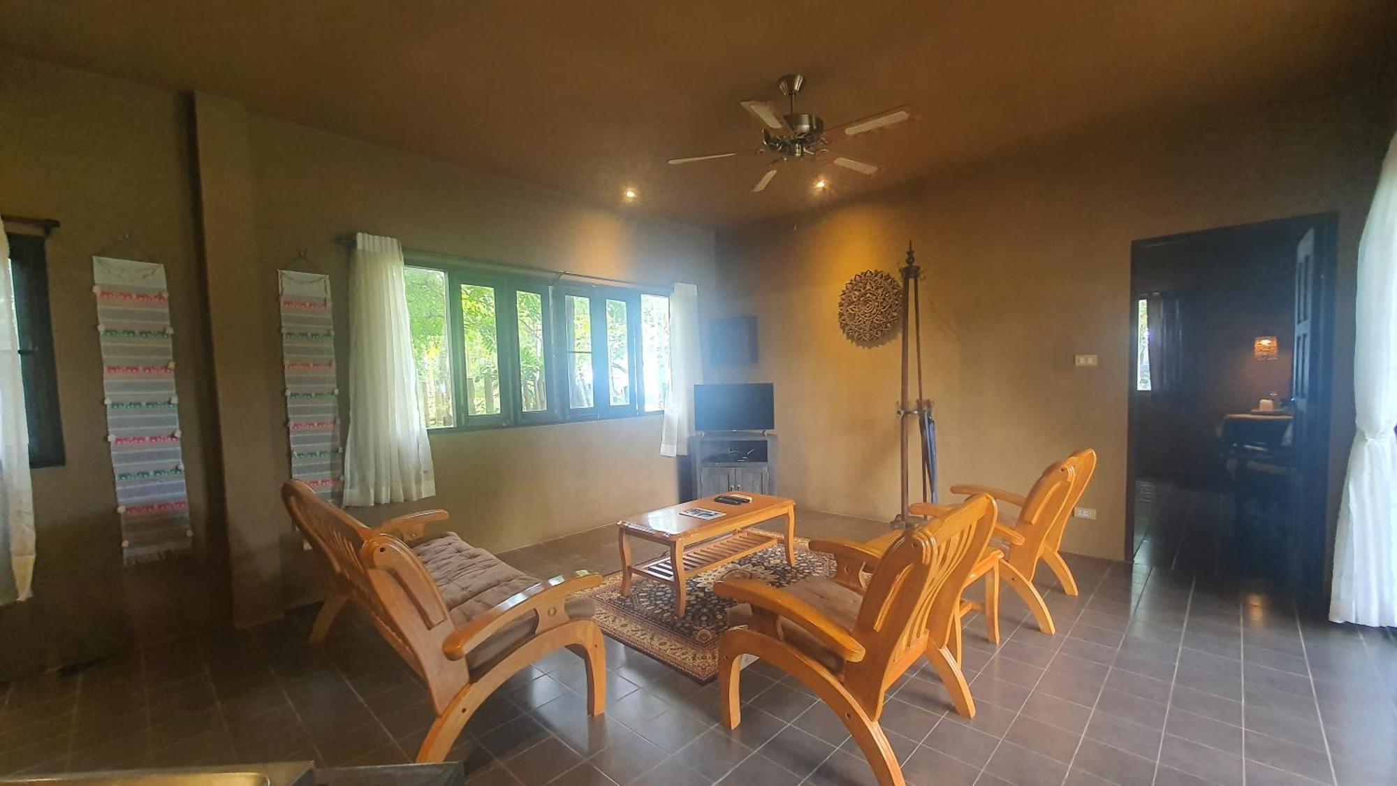 Melina Beach Front Bungalows Tha Lane Bay Exterior photo